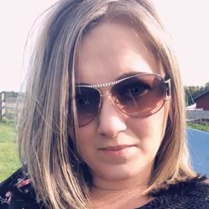 Meet your Posher, Christy